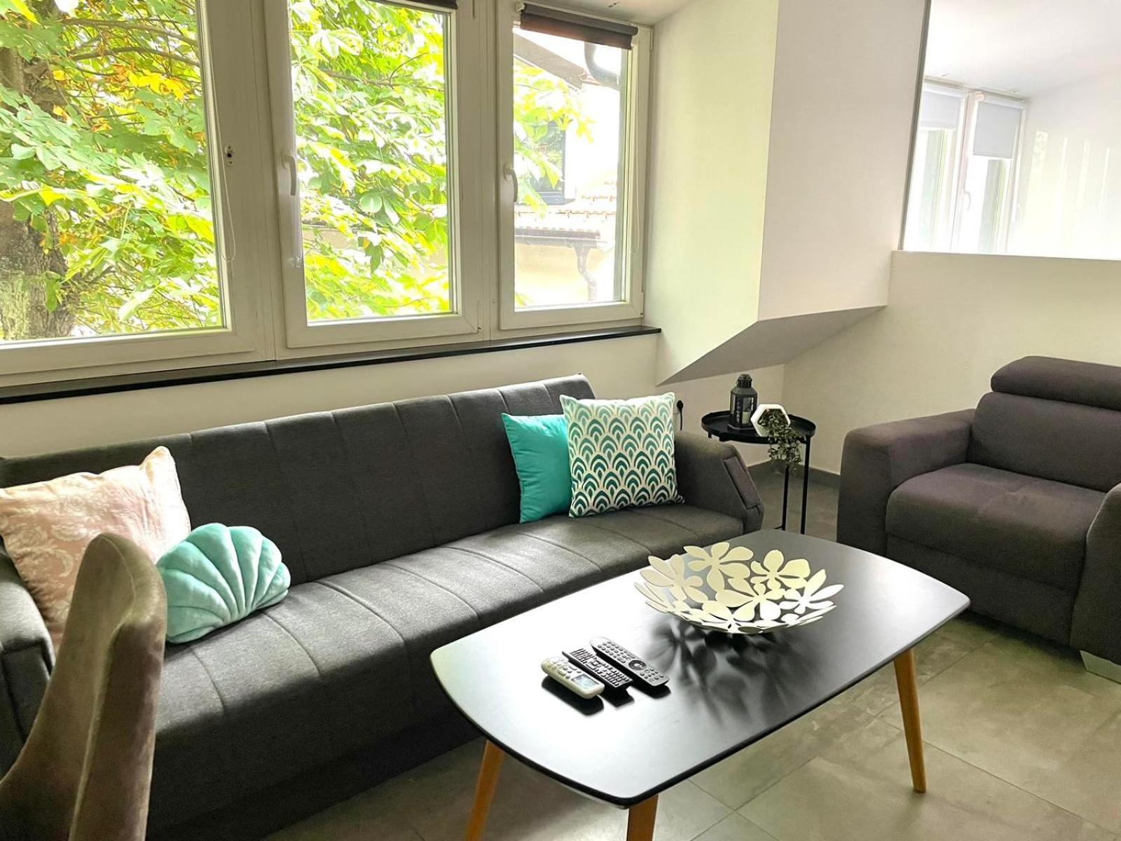 Khan Apartments Любляна Номер фото